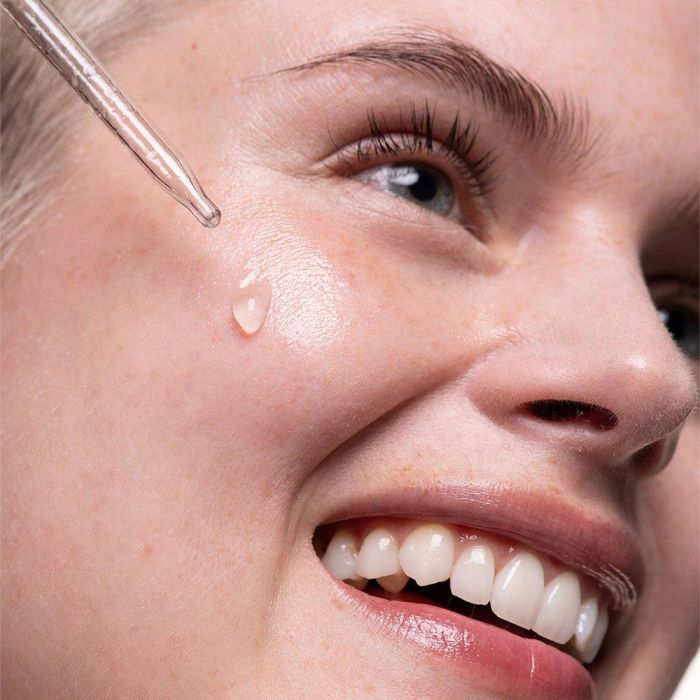 Garnier Aloe Hialurónico Sérum Rellenador Hidratante Facial 30 ml 2