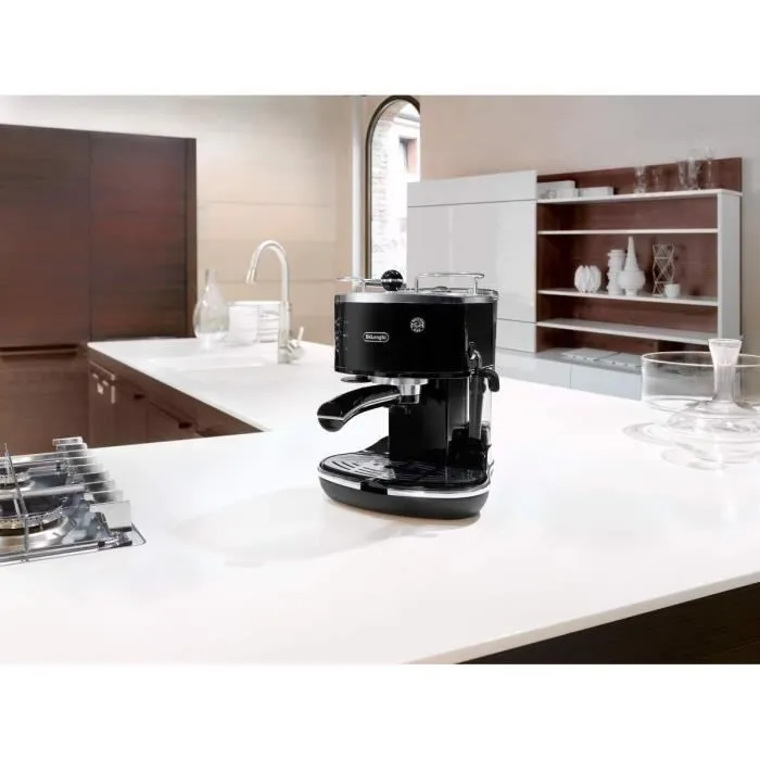 Delonghi ECO 311.BK Cafetera Espresso Icona Classic - Negro Onyx, 1100W, 15 Bar, 1.4L Tanque, Vapor Ajustable Delonghi ECO 311.BK Cafetera Espresso Icona Classic - Negro Onyx, 1100W, 15 Bar, 1.4L Tanque, Vapor Ajustable
