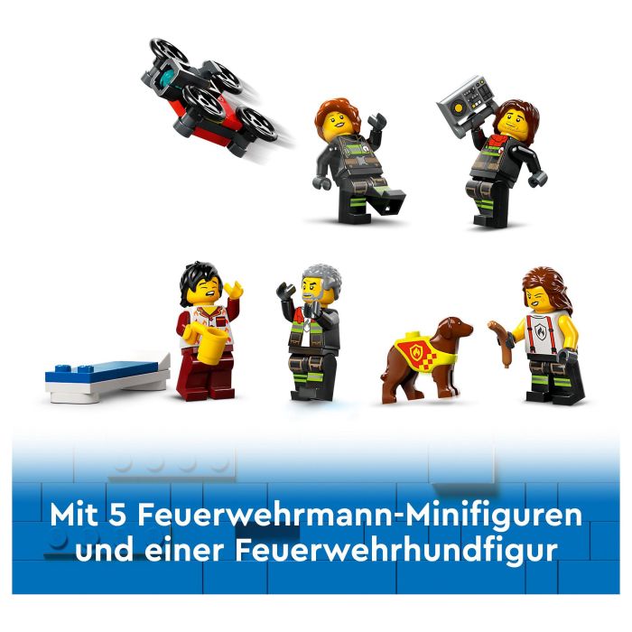 LEGO 60414 Estación de Bomberos y Camión de Bomberos, Figura de Perro de Juguete y 5 Minifiguras, Regalo Infantil