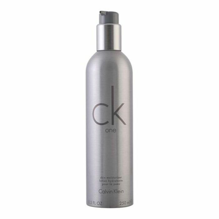 Calvin Klein CK ONE Loción Hidratante Corporal Unisex para Todo Tipo de Pieles, Fragancia Cítrica Aromática 250 ml Calvin Klein CK ONE Loción Hidratante Corporal Unisex para Todo Tipo de Pieles, Fragancia Cítrica Aromática 250 ml