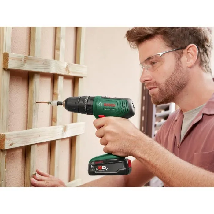 Bosch Taladro percutor UniversalImpact 18 Caja 2 baterías 1,5Ah 3