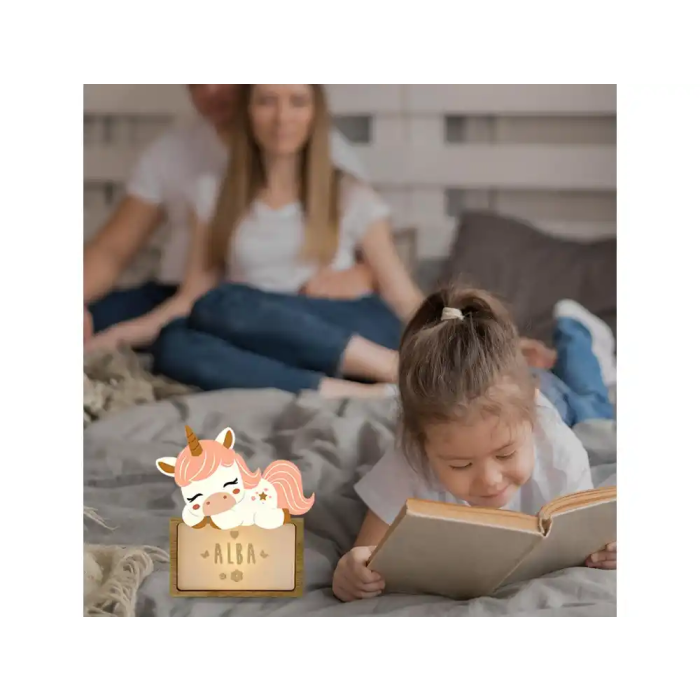 Wondee Lampara infantil personalizable Little Sleeping Unicorn, Luz quitamiedos, Madera sostenible, Regalo original 4