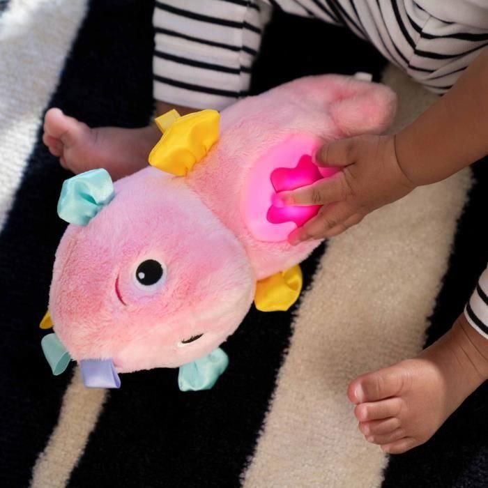 Baby Einstein BAB0074451998858 Luz de noche caballito de mar rosa para bebé, musical, luminoso, ruido blanco, clip para chupete 2 Baby Einstein BAB0074451998858 Luz de noche caballito de mar rosa para bebé, musical, luminoso, ruido blanco, clip para chupete 2