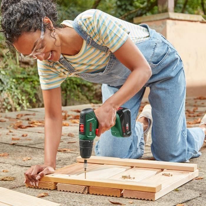 Taladro atornillador EasyDrill 18V-40 (2x 1,5 Ah) + AL18V-20 en estuche de transporte 2 Taladro atornillador EasyDrill 18V-40 (2x 1,5 Ah) + AL18V-20 en estuche de transporte 2