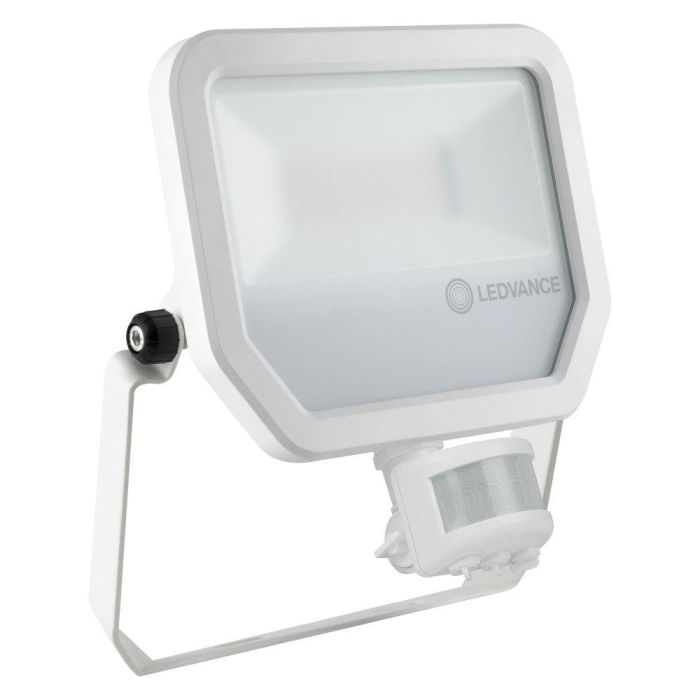 [LVE-4058075461017] Foco Proyector LED Ledvance 50W 5500Lm 3000K 100 x 100º IP65 Sensor - Blanco Cálido