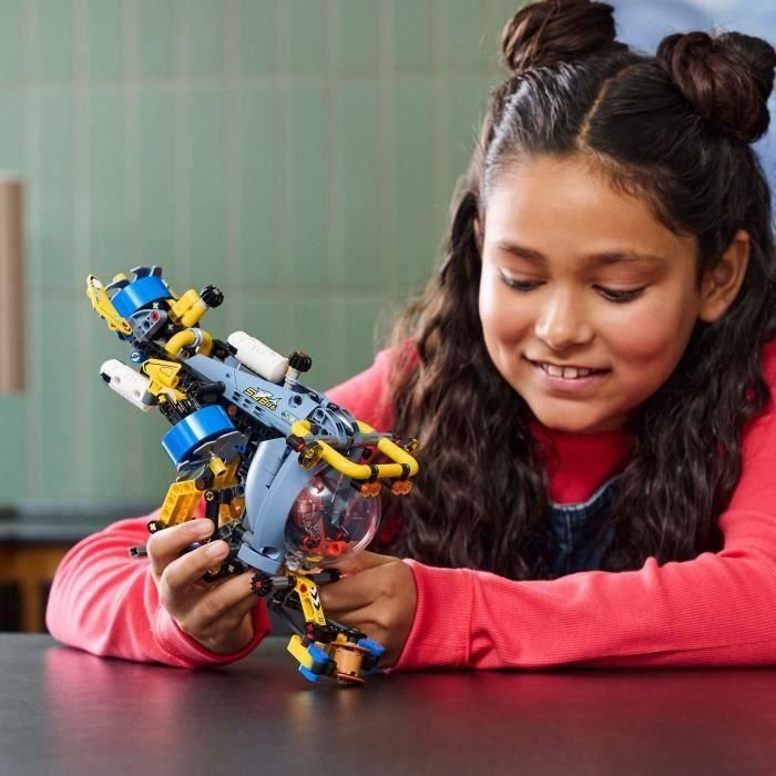 LEGO Technic 42201 El Submarino de Investigación de las Profundidades Marinas - Set de construcción para niños de 9 años 4 LEGO Technic 42201 El Submarino de Investigación de las Profundidades Marinas - Set de construcción para niños de 9 años 4