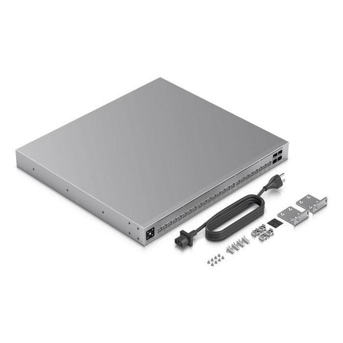 Ubiquiti Switch Etherlighting Capa 3 Profesional con (2) 10 GbE PoE++, (22) 2.5 GbE PoE++ y (4) 10G SFP+, 230 Gbps 11