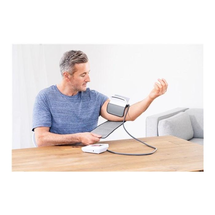 Beurer BM-51 Tensiómetro de Brazo EasyClip con Tecnología de Inflación Automática, Memoria para 2 Usuarios, Pantalla XL y Detector de Arritmias 4 Beurer BM-51 Tensiómetro de Brazo EasyClip con Tecnología de Inflación Automática, Memoria para 2 Usuarios, Pantalla XL y Detector de Arritmias 4