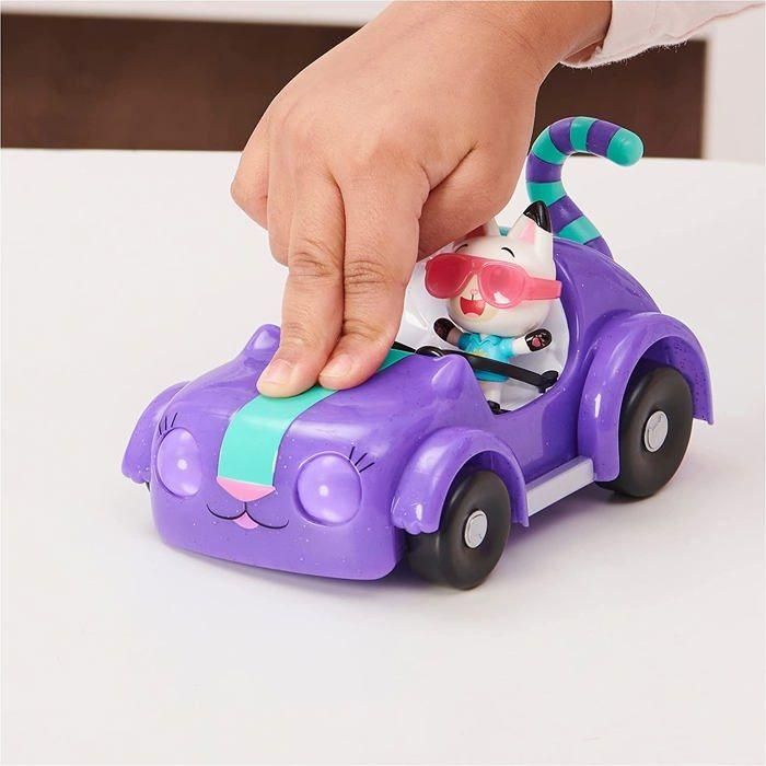Spin Master 6062145 Casa de Muñecas de Gabby Coche Carlita con Pandy Paws y Accesorios, Vehículo Interactivo Mueve Cola Pestañea 3