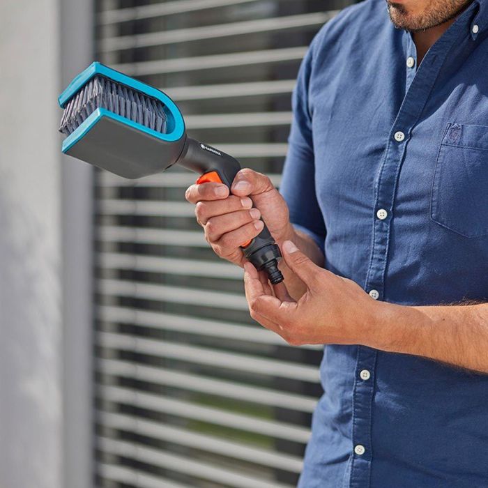 Gardena Cepillo para Limpieza de Persianas con Cabezal Giratorio para Lamas en C o Z, Gris/Azul, Ancho Lama ≤ 8cm 2 Gardena Cepillo para Limpieza de Persianas con Cabezal Giratorio para Lamas en C o Z, Gris/Azul, Ancho Lama ≤ 8cm 2