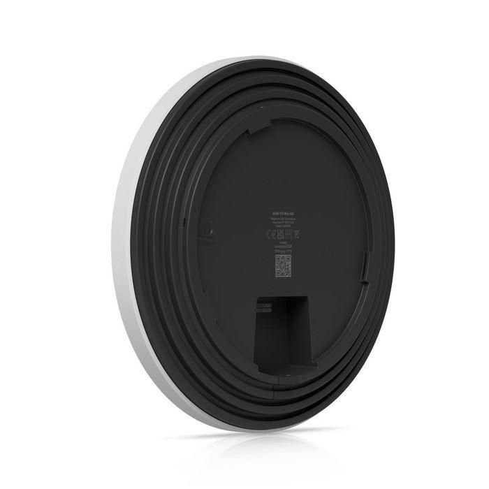 Ubiquiti WiFi 7 (802.11a/b/g/n/ac/ax/be), 6 GHz, 140 m² (1,500 ft²), 10/5/2.5/1 GbE, PoE+, 300+ clients, 206 x 32.5 mm, 750 g 9 Ubiquiti WiFi 7 (802.11a/b/g/n/ac/ax/be), 6 GHz, 140 m² (1,500 ft²), 10/5/2.5/1 GbE, PoE+, 300+ clients, 206 x 32.5 mm, 750 g 9