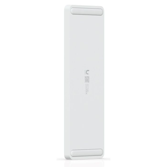 Ubiquiti Floating Mount, Polycarbonate, silicone rubber, 125.6 x 40.4 x 10.4 mm 4 Ubiquiti Floating Mount, Polycarbonate, silicone rubber, 125.6 x 40.4 x 10.4 mm 4