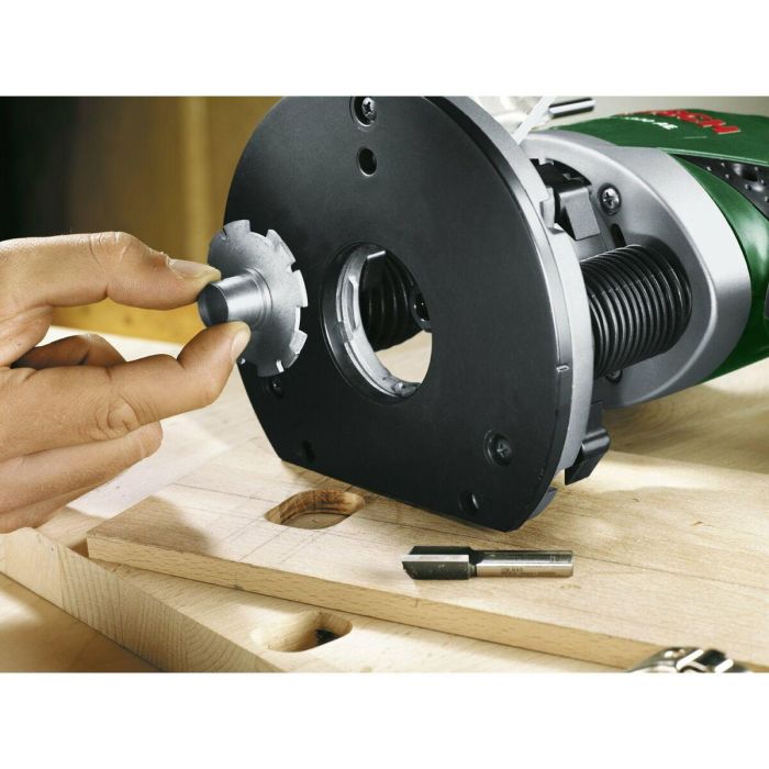 Bosch POF 1200 AE Fresadora de superficie 1200W con sistema SDS y velocidad 11000-28000 RPM para madera y otras superficies 2 Bosch POF 1200 AE Fresadora de superficie 1200W con sistema SDS y velocidad 11000-28000 RPM para madera y otras superficies 2