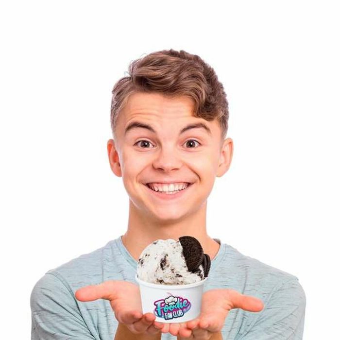 Juego heladississimo personaliza helados. incluye tarrina, cuchara y libro de recetas 4