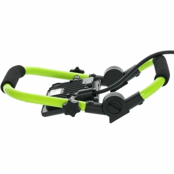 Linterna LED RETLUX 2