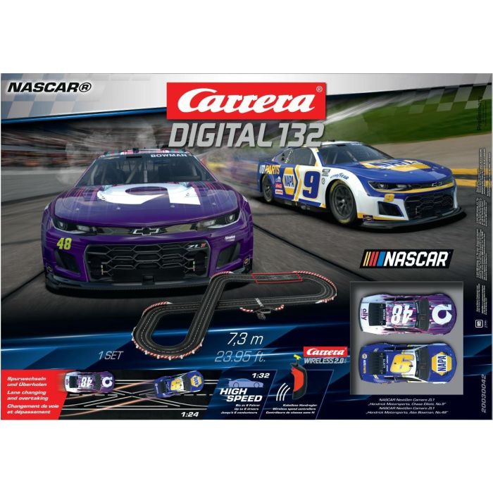 Carrera Digital 132 Sets NASCAR Daytona Challenge