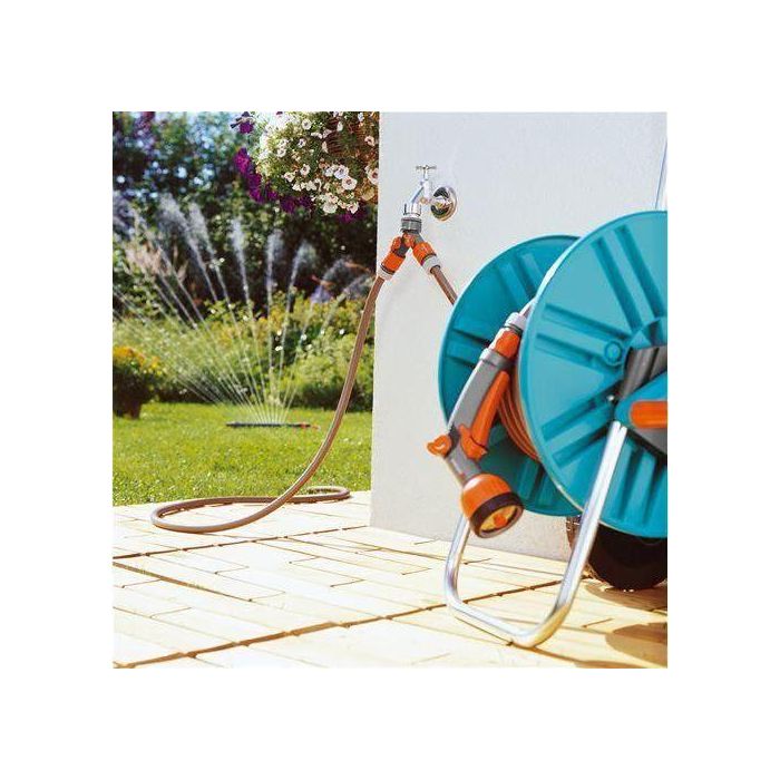 Gardena Distribuidor doble para grifos 1/2", 3/4" y 1", polipropileno, anti UV y anti hielo, gris/naranja 3 Gardena Distribuidor doble para grifos 1/2", 3/4" y 1", polipropileno, anti UV y anti hielo, gris/naranja 3