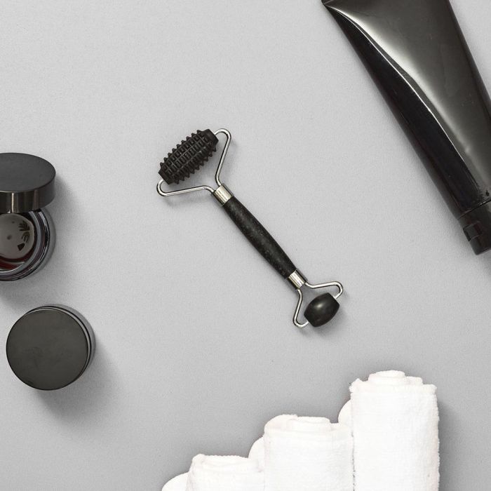 Cosmetic Club Masajeador Facial Jade Negro con Doble Rodillo Liso y con Bultos para Reafirmar y Alisar Todo Tipo de Piel 3