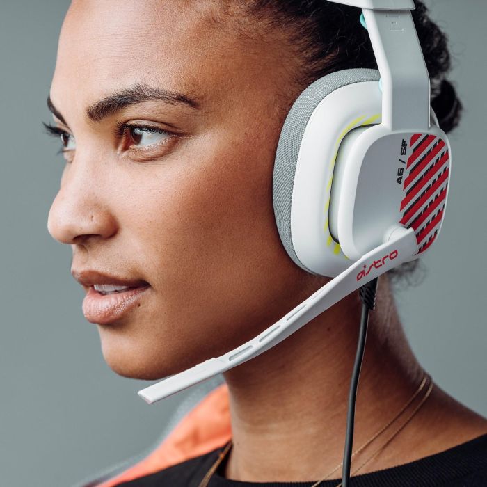 Logitech Astro Gaming A10 Gen 2 Headset full size wired 3.5 mm jack white/PS 17 Logitech Astro Gaming A10 Gen 2 Headset full size wired 3.5 mm jack white/PS 17