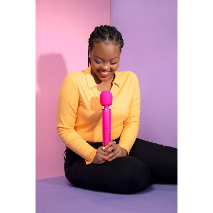 Varita Masajeadora Recargable Le Wand Magenta Rosa 7 Varita Masajeadora Recargable Le Wand Magenta Rosa 7