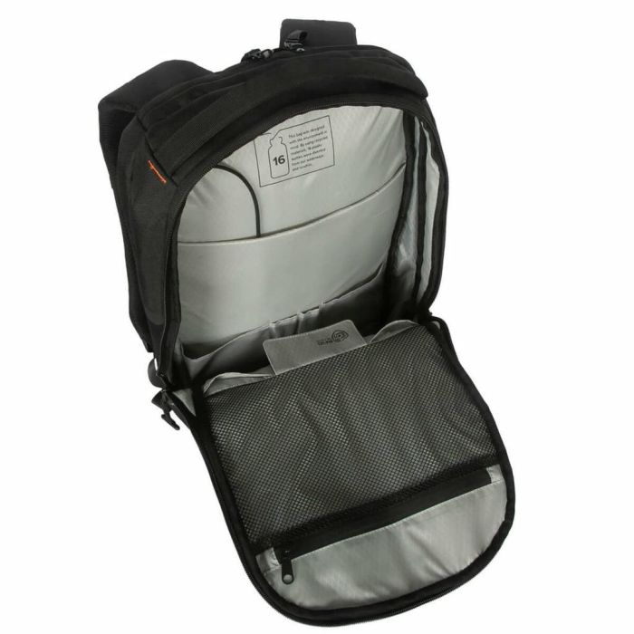 Targus Commuter EcoSmart Mochila Portátil 16 Pulgadas Negro, 20L con USB-C, Poliéster Reciclado, GRS 2 Targus Commuter EcoSmart Mochila Portátil 16 Pulgadas Negro, 20L con USB-C, Poliéster Reciclado, GRS 2