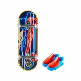 Mini monopatin hot wheels. incluye zapatos. 10 cm - modelos surtidos