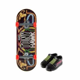 Mini monopatin hot wheels. incluye zapatos. 10 cm - modelos surtidos