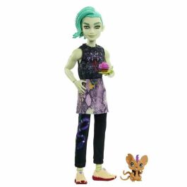 Muñeca articulada monster high deuce gorgon con mascota y accesorios de moda. Muñeca articulada monster high deuce gorgon con mascota y accesorios de moda.