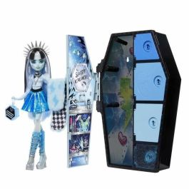 Muñeca bebé Monster High Frankie Stein's Secret Lockers Iridescent Look Precio: 35.95000024. SKU: B1BQMT32GY