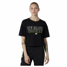 Camiseta de Manga Corta Mujer New Balance Essentials Athletic Club Boxy Negro Precio: 23.94999948. SKU: S6483944