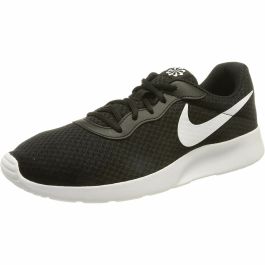 Zapatillas Deportivas Nike Tanjun Negro Precio: 94.2469002541. SKU: S64108869