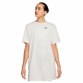 Vestido Nike Swoosh Blanco Precio: 37.94999956. SKU: S6472102