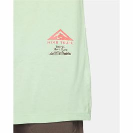 Camiseta de Manga Corta Hombre Nike Dri-FIT Verde Claro