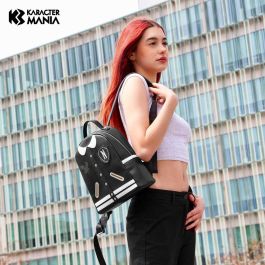 Mochila Casual Varsity Wednesday Miércoles Negro