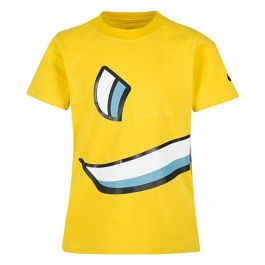Camiseta de Manga Corta Nike Swoosh Knockou Amarillo Precio: 20.9500005. SKU: S6470041