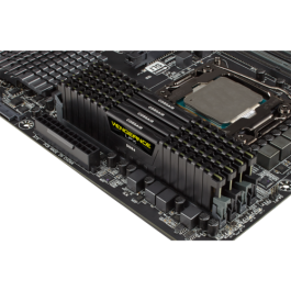 Corsair Vengeance LPX CMK32GX4M4D3600C18 módulo de memoria 32 GB 4 x 8 GB DDR4 3600 MHz