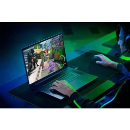 Razer Blade 18 i9-13950HX Portátil 45,7 cm (18") Quad HD+ Intel® Core™ i9 32 GB DDR5-SDRAM 1000 GB SSD NVIDIA GeForce RTX 4080 Wi-Fi 6E (802.11ax) Windows 11 Home Negro