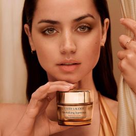 Revitalizing Supreme + Youth Power Cream