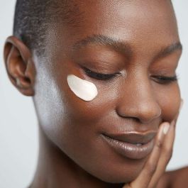 Elemis SUPERFOOD glow priming moisturiser - Crema Facial Hidratante e Iluminadora para Todo Tipo de Pieles 60 ml