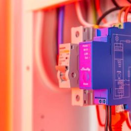 Shelly Pro 1 Relé WLAN LAN BT 1 Canal 16A 1 Fase DIN-Rail para Automatización Domótica 110-240V