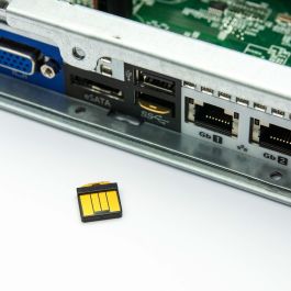 Yubico YubiHSM v2.2 FIPS - Módulo de Seguridad Hardware (HSM) USB-A para Cifrado y Autenticación - Compatible con Linux