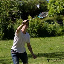 TALBOT TORRO AAAOW04920 Set Bádminton 4 Fighter - 4 Raquetas con Cordaje Multifilamento - 3 Volantes Sintéticos