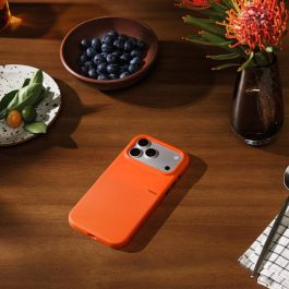 Beats MGJC4LL/A Funda Rugged para iPhone 17 Pro Max con MagSafe y Control de Cámara, Nevada Orange (Sierra Orange)