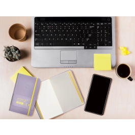 Antartik Cuaderno A6 Tapa Dura 100 Hojas Rayas Morado y Amarillo 80gr FSC