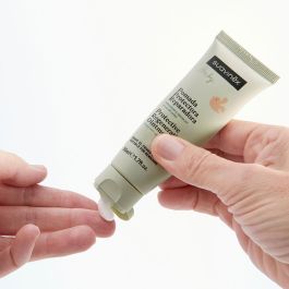 Suavinex Baby Pomada Protectora Reparadora 50 ml para Pañalitis y Dermatitis del Pañal