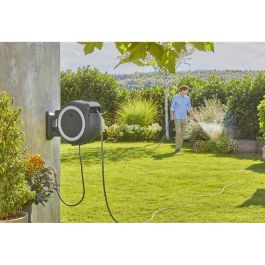 GARDENA Akku-Wand-Schlauchbox PowerRoll XXL P4A Solo, enrollador de manguera a batería 18V, 40 m, negro, resistente a las heladas, referencia 18647-55
