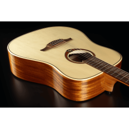 LAG Guitarra Acústica Dreadnought Tramontane 88 Tapa Abeto Engelmann Macizo Fondo y Laterales Khaya Acabado Brillante