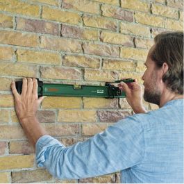 Bosch Nivel de burbuja 60 cm BOS4053423253856 (2 cursores, ampollas fluorescentes horizontales y verticales, escala métrica, ranura en V)