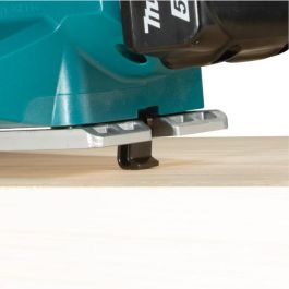 Makita DKP181 Cepillo Eléctrico Inalámbrico Sin Escobillas 18V, Profundidad de Corte 3mm, Ancho 8.2cm