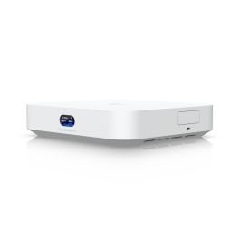 Ubiquiti Cloud Gateway Max - Compact 2.5G Cloud Gateway with 30+ UniFi device / 300+ client support, 2.3 Gbps IPS routing, and selectable NVR storage. Precio: 304.50000053. SKU: B1HKSMF867